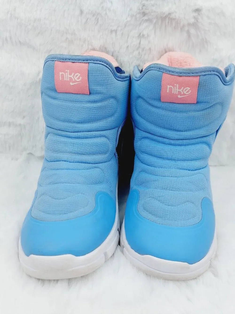 Nike Novice Girls' Light Blue Pink Gaze White Insulated Winter Boots Size 13.5